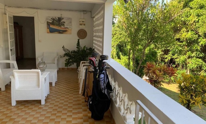 Le Diamant House | 5-bedroom air-conditioned villa on 2000m² near fishing port and restaurants.