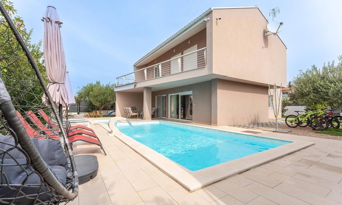 Kakma House | 5 bedroom amazing home in Kakma