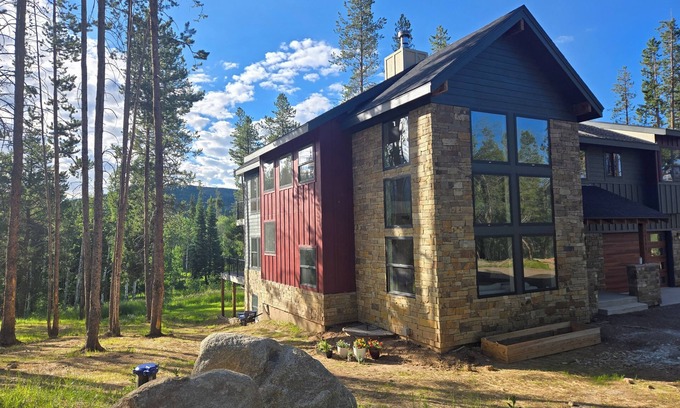 Oak Creek House | 5 Bedroom Custom Stagecoach Mountain Home