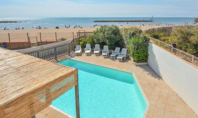 Valras-Plage House | 5 bedroom stunning home in Valras-Plage