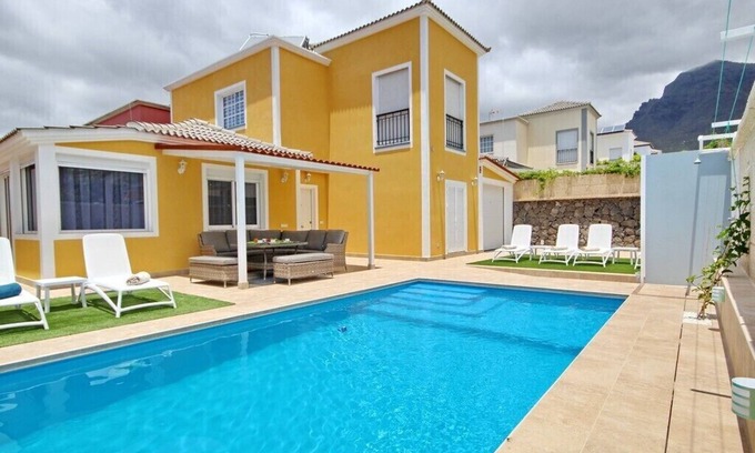 Costa Adeje Villa | 5-bedroom villa in Costa Adeje