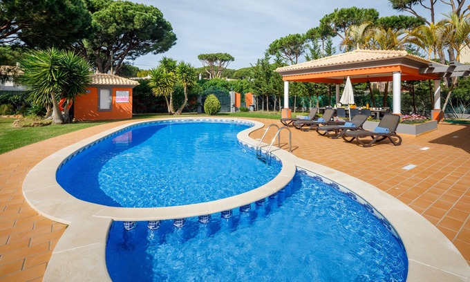 Aldeia das Acoteias Villa | 5 bedroom Villa Tenazinha III, Swimming Pool, Private Garden, BBQ and Pool Table