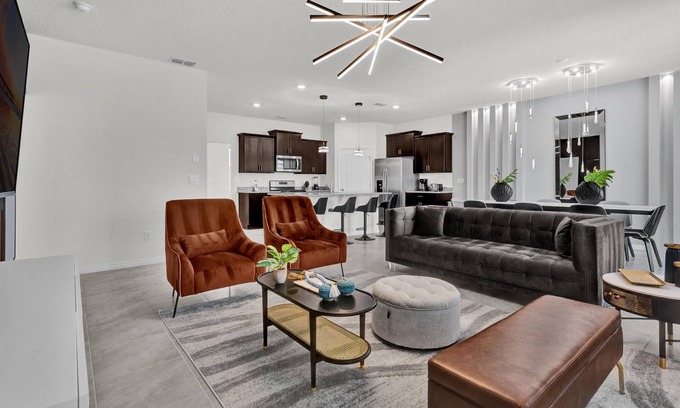 Sunridge Woods House | 5 Bedrooms/5 Bathrooms/Solterra (7622 OL)