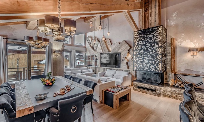 Les Almes Ski Chalet | 5* Chalet with sauna, Jacuzzi, relaxation room and parking in Tignes