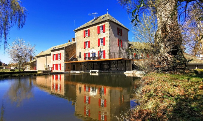 Epinac House | 5*/Heated swimming pool 365 all year/Billiards/Climbing/Fitness/Cinema