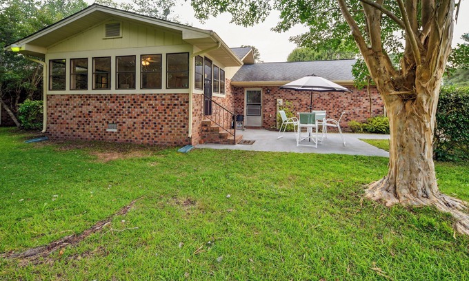 Myrtle Beach House | 5 Mi to Boardwalk: Myrtle Beach Home Near Golfing