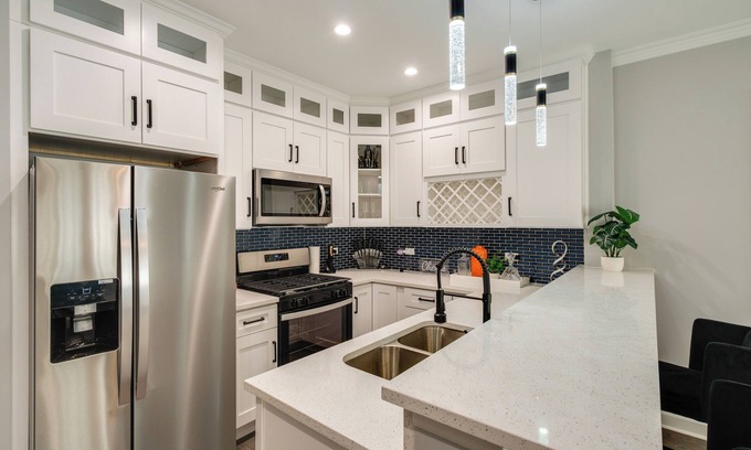 Grand Boulevard Condo | 5 Mi to Dtwn Chicago: Newly Built Condo