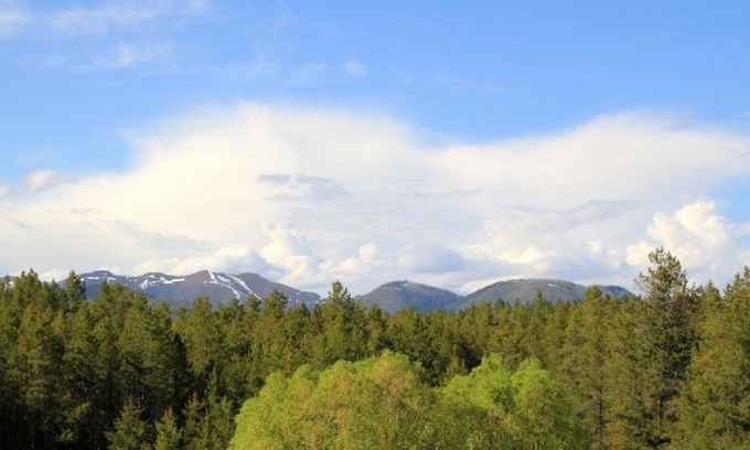 Coram Cabin | #5 - MOOSE CABIN – BEAUTIFUL PRIVATE SETTING, 6 MILES TO GLACIER PARK