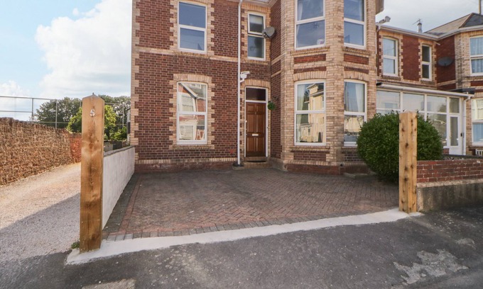 Paignton Cottage | 5 STAFFORD ROAD, family friendly, country holiday cottage in Paignton