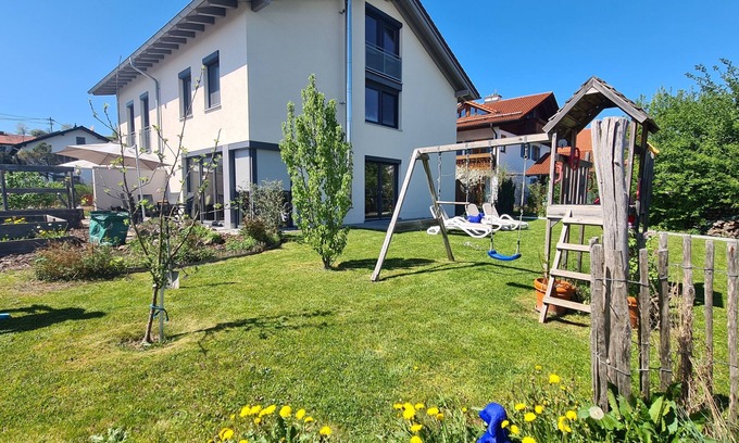 Lechbruck Villa | 5 star FERIENVILLA on 150 square meters with large garden in the Allgäu (KÖNIGSCARD INCL)