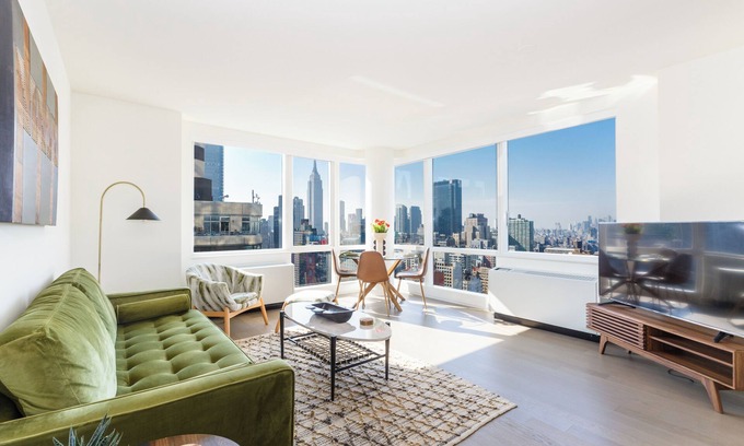 Midtown Condo | 5 Star Luxury 2-bedroom KING Beds condo with best views of Empire State Building