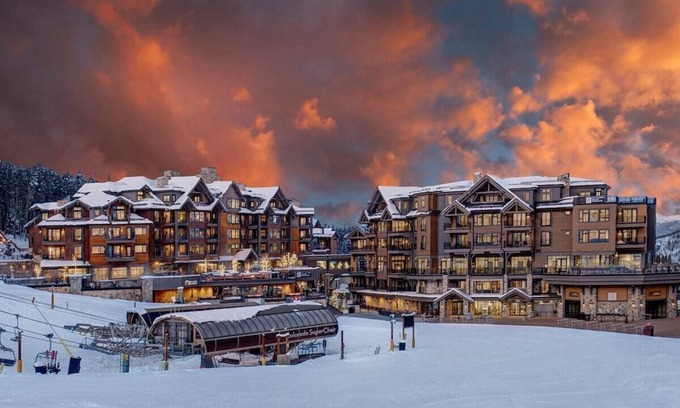 Breckenridge Condo | 5 Star Luxury, family-friendly 2BR Ski-in/Ski-out in Grand Colorado at Peak 8