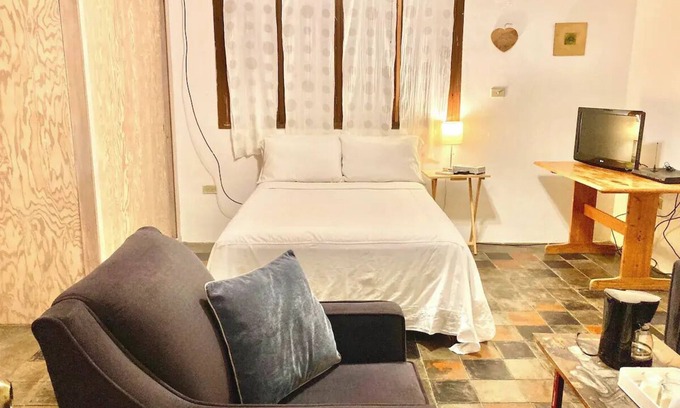 Esterito Bed & Breakfast | #5 two blocks from the Malecon