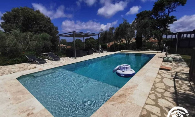 Montbazin House | 50 m² Gîte ∙ 2 bedrooms ∙ 6 guests