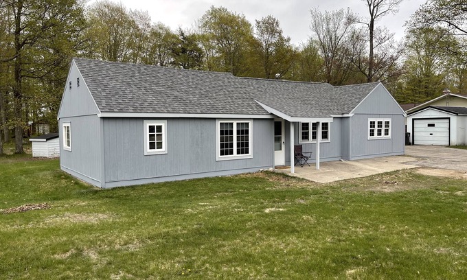 Engadine Cottage | 50 miles from Mackinac Island - Cozy cottage