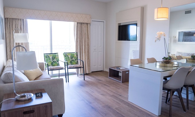 Florida Center Apartment | 503 Luxury 1Bedroom pool and Universal view