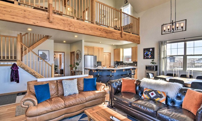 Fairplay House | 503 Mountain Loft w/Views: 1 Mi to Dwtn Fairplay!