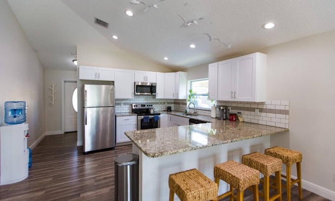 Stuart House | 5040 House · Pristine and Peaceful Home - Beautiful View