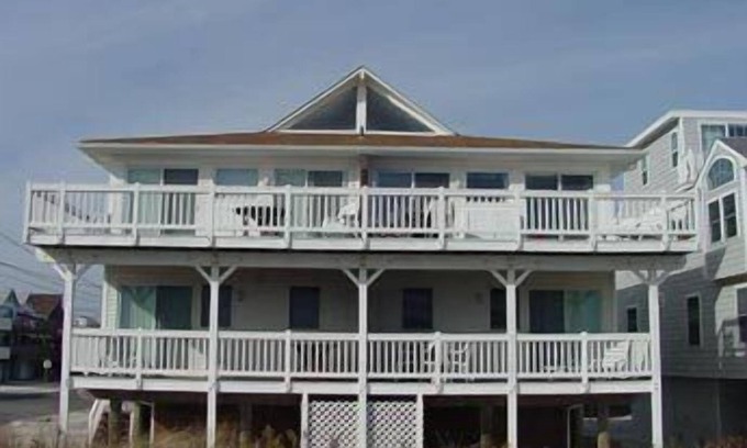 Sea Isle City Condo | 5118 Marine Place North