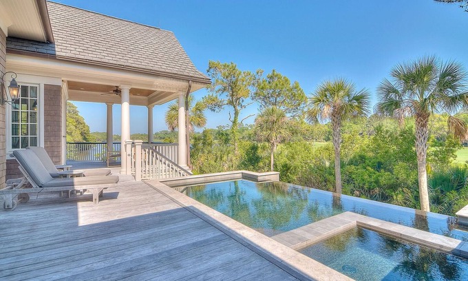 Vanderhorst Plantation House | 5200 Sq Ft of Luxury! Vanderhorst Home with Private Pool and Hot Tub