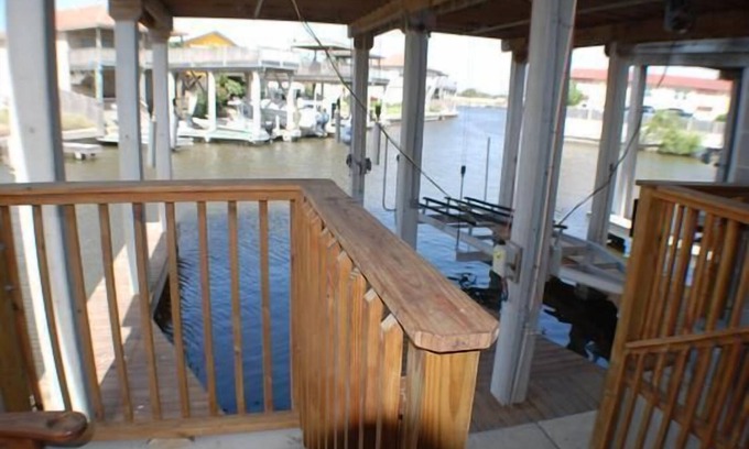 Port Mansfield Condo | 527 Laguna - Newly Built, Cozy Apartment