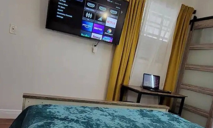 Egypt Lake-Leto Apartment | #54 The Egypt Lake in-Law suite by Joyful Moments