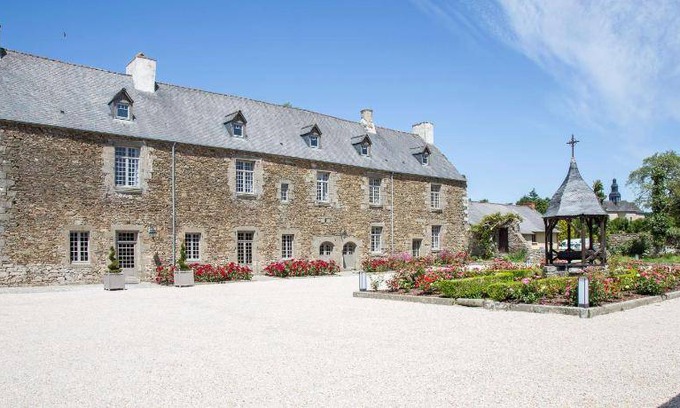 Le Tronchet Hotel | 55 m² Hotel ∙ 127 guests
