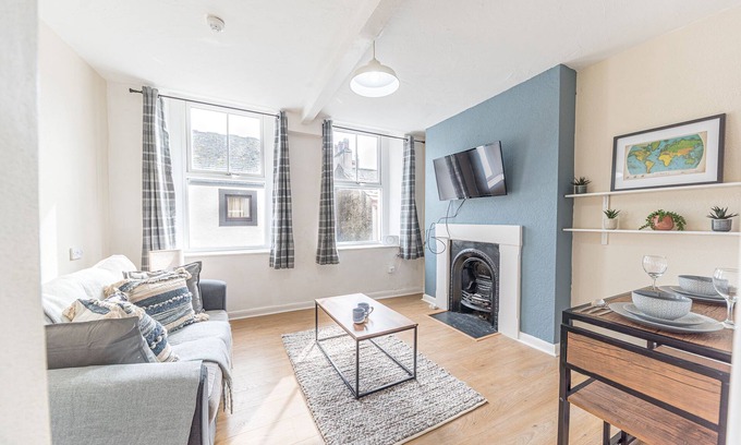 Whitehaven Cottage | 5A QUEEN STREET, pet friendly in Whitehaven