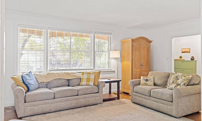 Boonsboro House | 5BR/3BA Cozy Home in Boonsboro Community