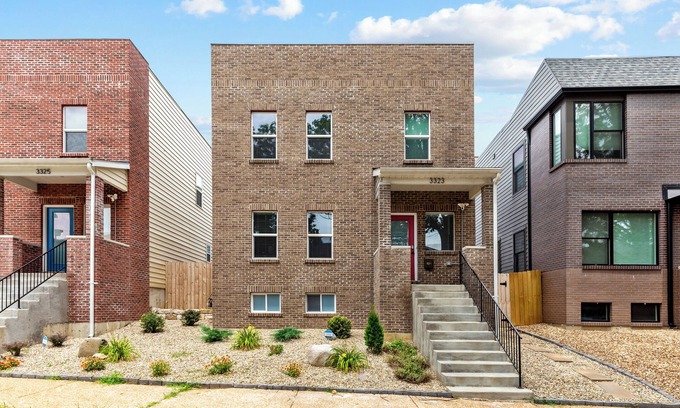 The Gate House | 5BR home near SLU wtih EV charger