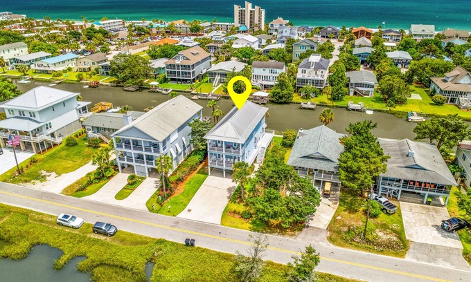 Litchfield by the Sea House | 5BR Litchfield Beach waterfront family golf wedding vacation early bird Discount