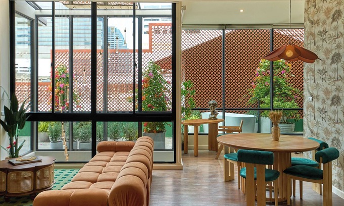 Bang Rak Hotel | 5loft Anti-Hotel, Silom, Bangkok