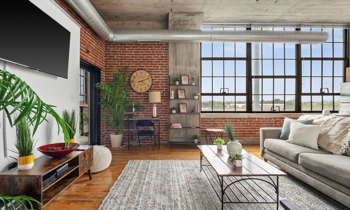 Downtown St. Louis Apartment | 5th floor loft featuring a private balcony