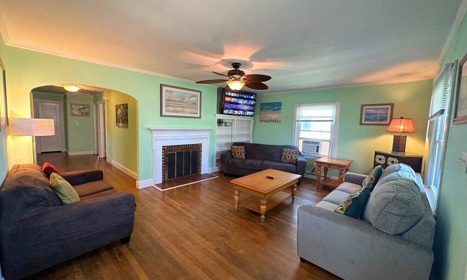 Ocean City House | 5th St Downtown Beach House - 4 Bedroom/2 Bath