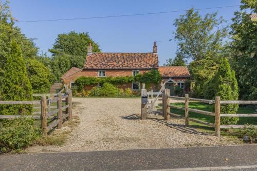 Foulsham House | 6 Bed in Foulsham oc-t33038