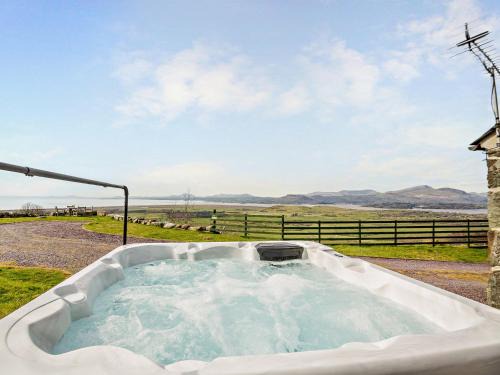 Harlech House | 6 Bed in Harlech 91546