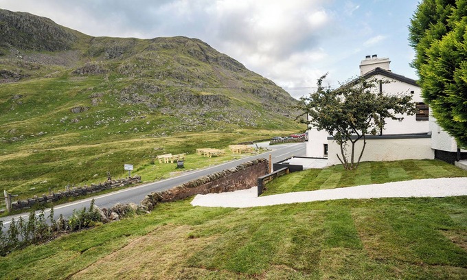 Windermere House | 6* Lake District Mountain Lodge