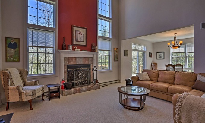 Pocono Pines House | 6 Mi to Kalahari: Pocono Pines Golf Course Home!