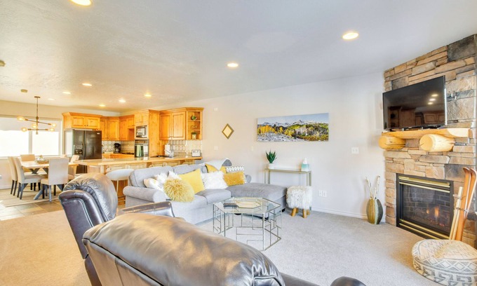 Eden Condo | 6 Mi to Powder Mtn w/Shuttle: Cozy Eden Condo!