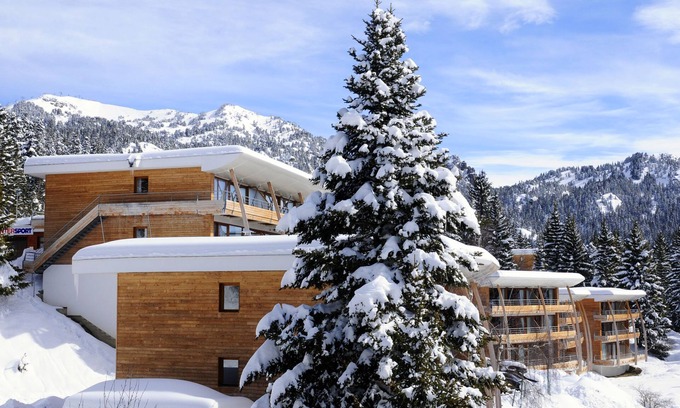 Vaulnaveys-le-Haut Apartment | 6-person apartment rated 3 ⭐️⭐️⭐️, 2 bedrooms, south-facing terrace not overlooked.