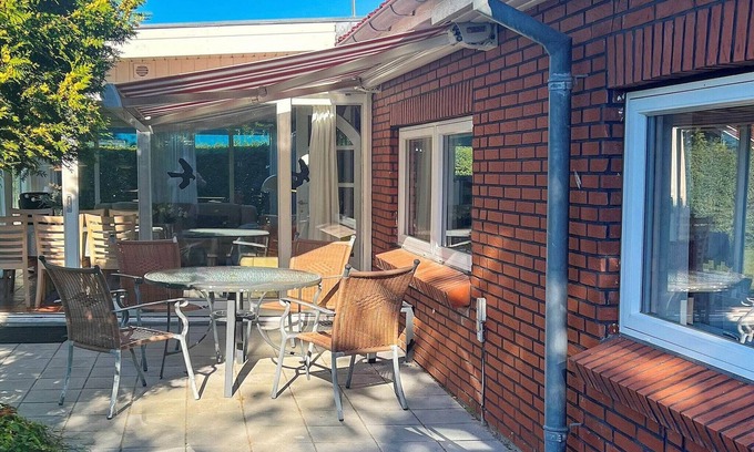 Dannemare House | 6 person holiday home in Dannemare