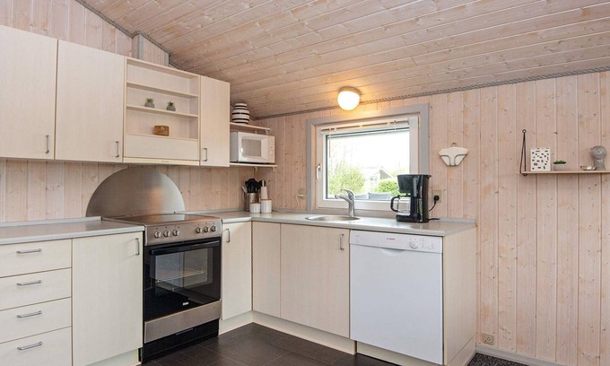 Bork Havn House | 6 person holiday home in Hemmet