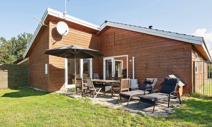 Hoeve Strand House | 6 person holiday home in Asnæs-By Traum