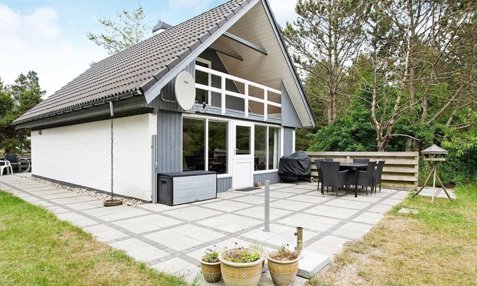 Mosevra House | 6 person holiday home in Oksbøl