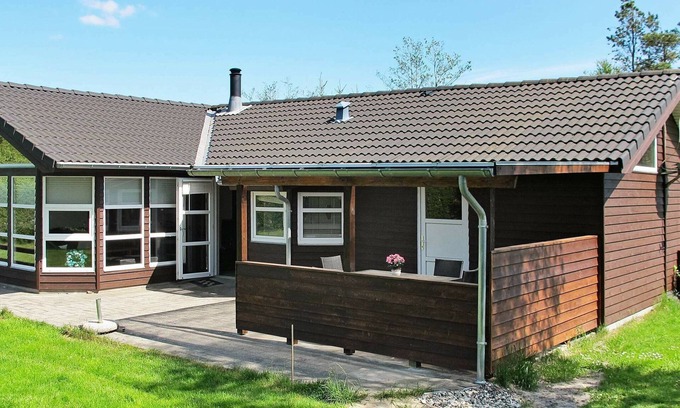 Hou House | 6 person holiday home in Hals-By Traum