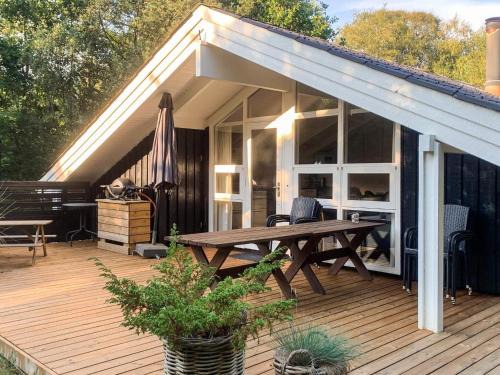 Hou House | 6 person holiday home in Hals-By Traum