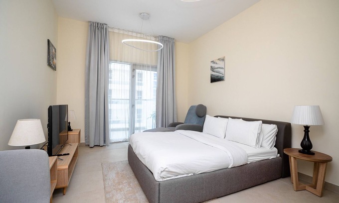 Discovery Gardens Apartment | 610 Azizi Samia | Stuido