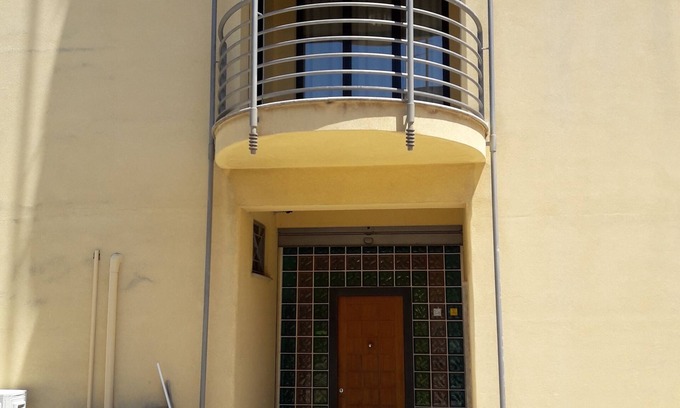 Trapani Apartment | 65 sqm apartment with veranda