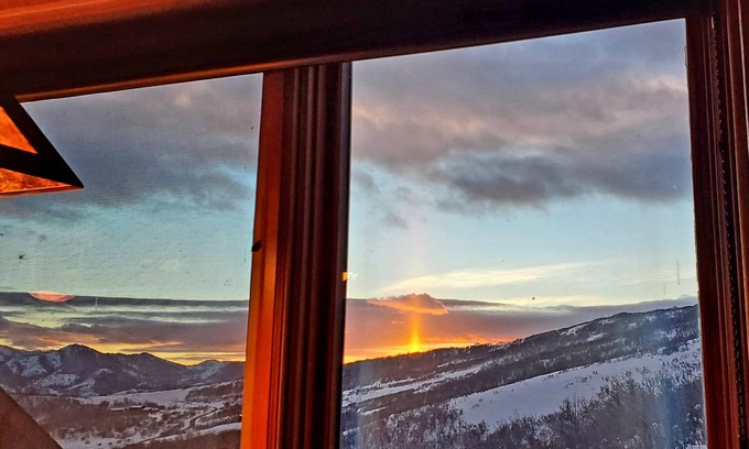 Silver Summit House | 7,000 square foot custom Log Ski Lodge with unbelievable view of the slopes