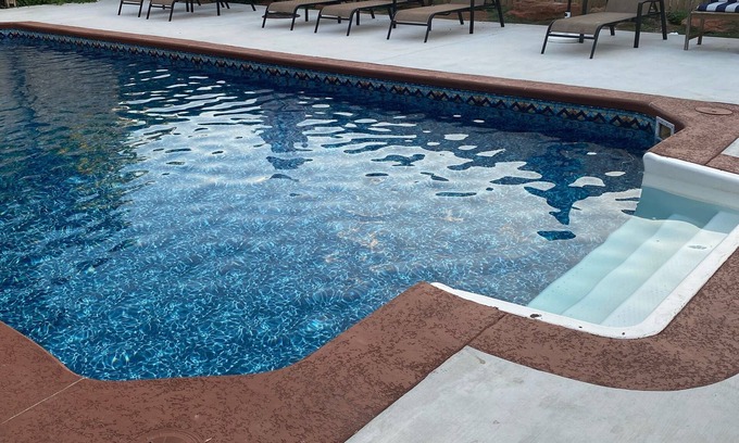 Norman House | 7 bedroom , 5.5 bathroom, sleep 16+, Pool, Theater room, Hot Tub, Game room.